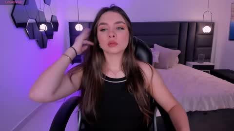 ELOISA OLIVERO online show from March 1, 9:18 am