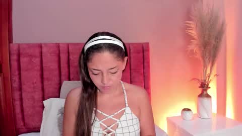 EloiseQuinn online show from January 7, 7:19 pm