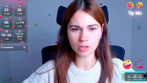 Snapshot of elsa_mur chatting on October 23, 6:59 am Elsa online show from October 23, 6:59 am