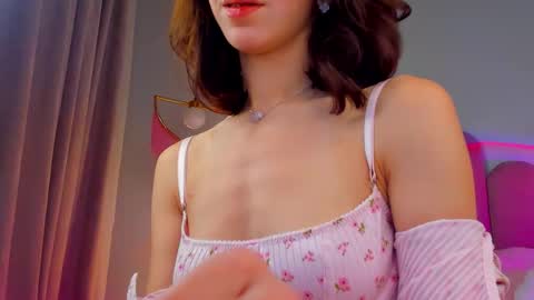 Snapshot of elsa_xo chatting on October 19, 8:02 pm Michelle online show from October 19, 8:02 pm