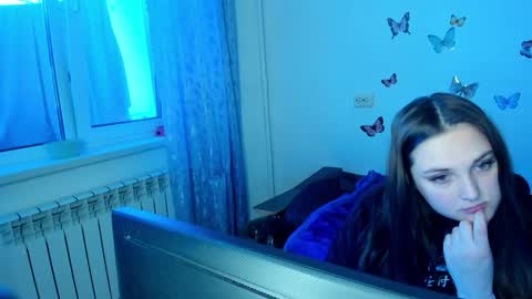 Elsa online show from November 8, 10:07 am