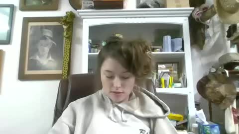 Elsie Rain online show from September 10, 5:52 am