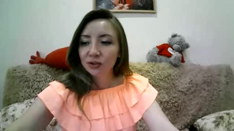 Snapshot of elvinasweet chatting on October 16, 6:13 am ElvinaSweet online show from October 16, 6:13 am