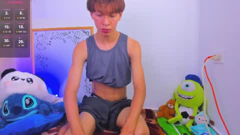  E  L  Y   K  I  N  G   online show from June 28, 7:43 pm