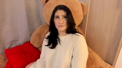 Snapshot of elyross_ chatting on September 17, 9:40 pm Ross online show from September 17, 9:40 pm