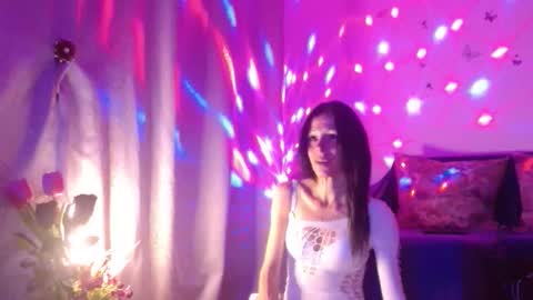 Snapshot of elysasun chatting on September 30, 11:26 pm Elisa online show from September 30, 11:26 pm