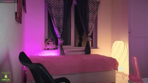 Em1l1a online show from October 2, 6:28 pm