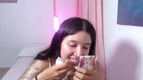 A N D R E A online show from February 1, 12:18 am