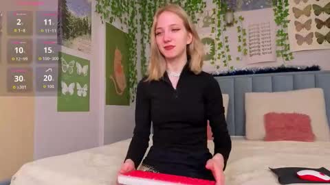 Emma online show from December 22, 12:45 pm