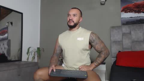 emanuelspencer online show from November 25, 12:59 pm