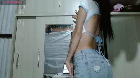 ember57607 online show from July 7, 12:23 am