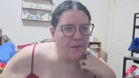 Emberlyn Nix online show from February 8, 11:30 pm