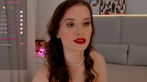 Snapshot of emelilove chatting on February 21, 5:56 am Emeli online show from February 21, 5:56 am