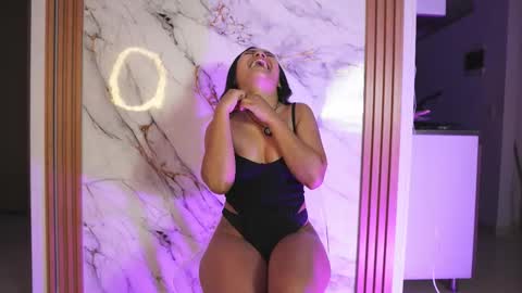 EMILY  online show from November 11, 12:13 am