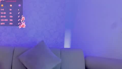 Emmily Roberts online show from January 8, 9:31 pm