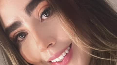 emi_royse online show from March 30, 6:41 pm