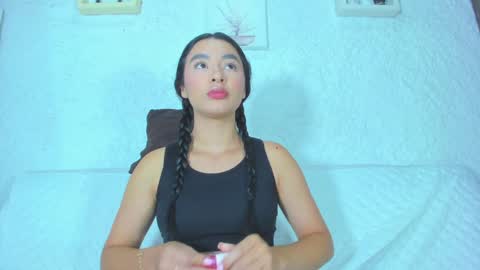 Snapshot of emiily_s chatting on January 30, 12:06 pm Emily online show from January 30, 12:06 pm