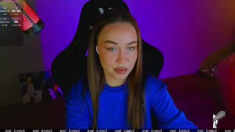 Emili online show from April 9, 10:43 am