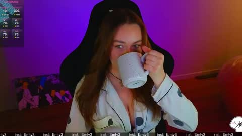 Emili online show from May 7, 10:44 am