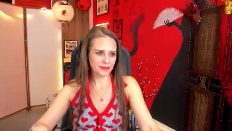 Emilia Bedy online show from October 30, 9:10 am