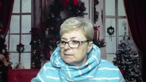 EmiliaGree online show from January 12, 6:37 pm