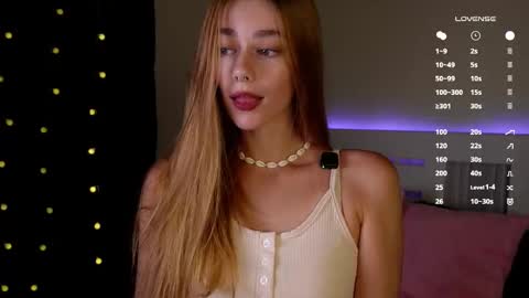 Snapshot of emiliaheather chatting on September 10, 11:11 am Tessa online show from September 10, 11:11 am