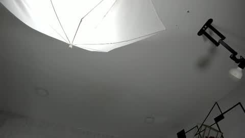 Snapshot of emiliarose_ chatting on October 4, 9:01 pm EmiliaRose online show from October 4, 9:01 pm