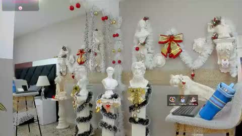 Emilio online show from December 5, 11:30 am