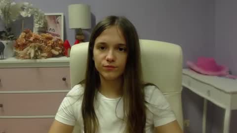 Emilly online show from March 10, 10:50 am