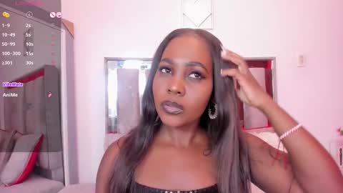 Emilly Roa online show from March 18, 8:47 pm