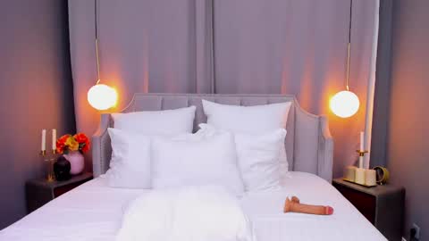 EMMA online show from March 11, 8:42 pm