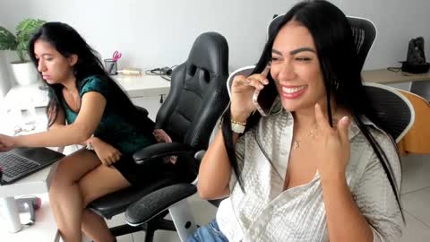 Emilly  online show from November 11, 1:13 pm