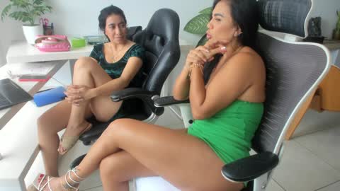 Emilly  online show from March 20, 3:50 pm