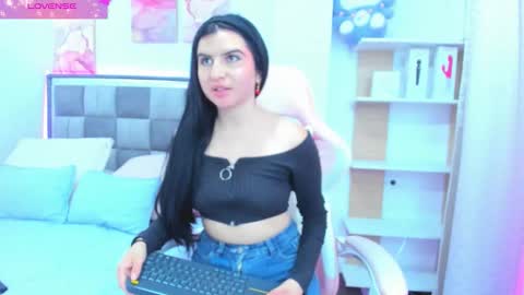 emily9__ online show from March 27, 8:21 pm