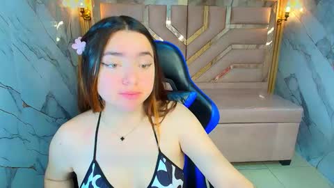 Emily online show from January 13, 1:52 pm