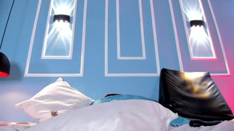 Emily online show from February 28, 4:20 pm