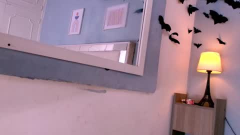 emily_castillo1_ online show from November 20, 3:38 am