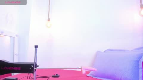 Emily online show from February 2, 7:25 pm