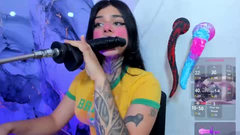 emily_evol online show from May 31, 12:15 pm