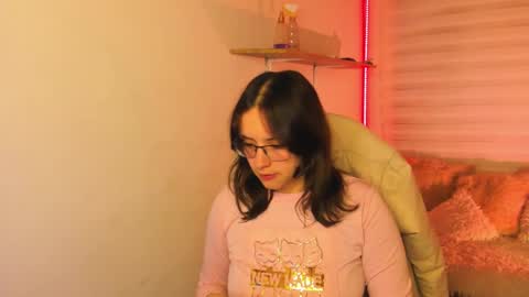 emily_lindey online show from November 10, 3:53 am