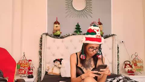 Emily online show from December 22, 3:13 am