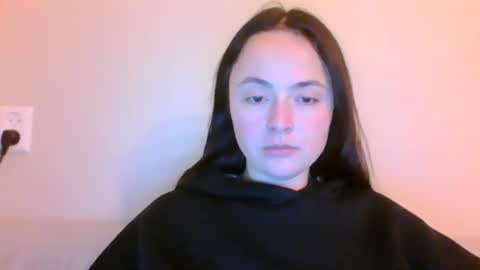Snapshot of emily_morning_dew chatting on January 31, 5:21 pm emily_morning_dew online show from January 31, 5:21 pm