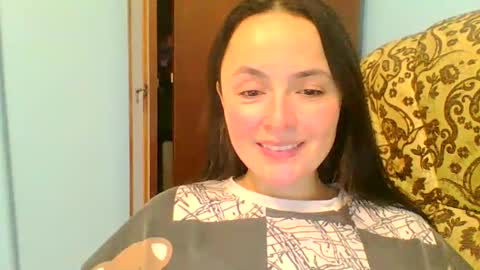 Snapshot of emily_morning_dew chatting on February 17, 8:27 pm emily_morning_dew online show from February 17, 8:27 pm