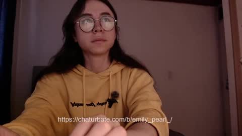 emily_pearl_ online show from February 4, 8:59 pm