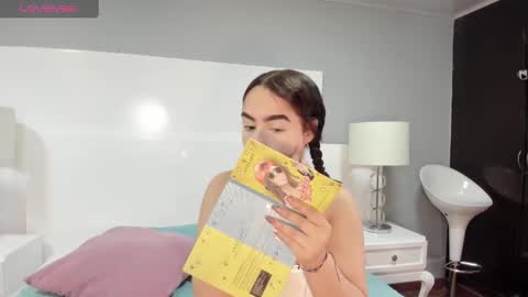 Snapshot of emily_roberts1 chatting on February 21, 1:55 pm Emily online show from February 21, 1:55 pm