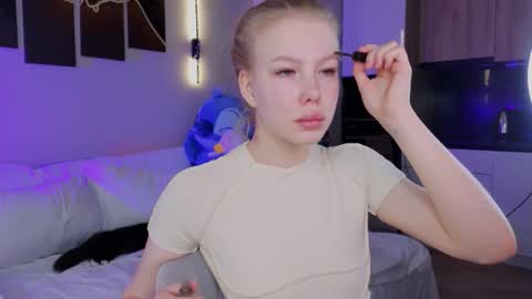 emily shepard online show from April 6, 2:42 am