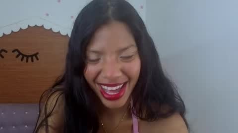 emily_smith_t online show from April 3, 1:07 pm