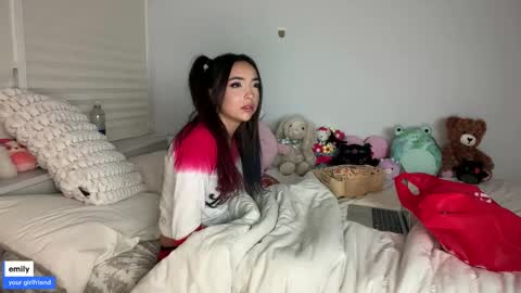 Snapshot of emilyfawn chatting on October 19, 4:50 am emilyfawn online show from October 19, 4:50 am