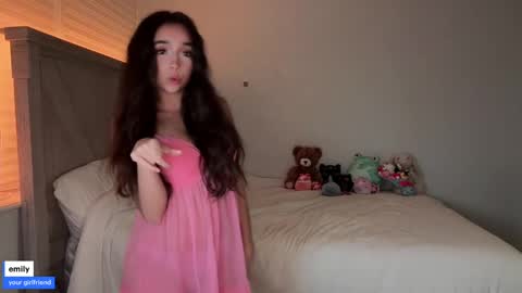 Snapshot of emilyfawn chatting on October 9, 3:01 am emilyfawn online show from October 9, 3:01 am