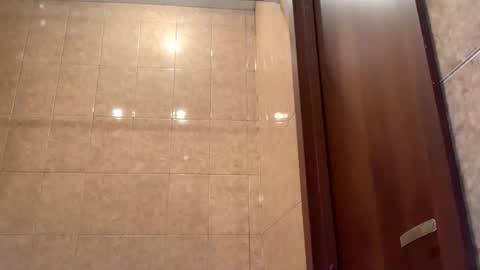 Snapshot of emilygibbes chatting on September 25, 8:49 pm emilygibbes online show from September 25, 8:49 pm